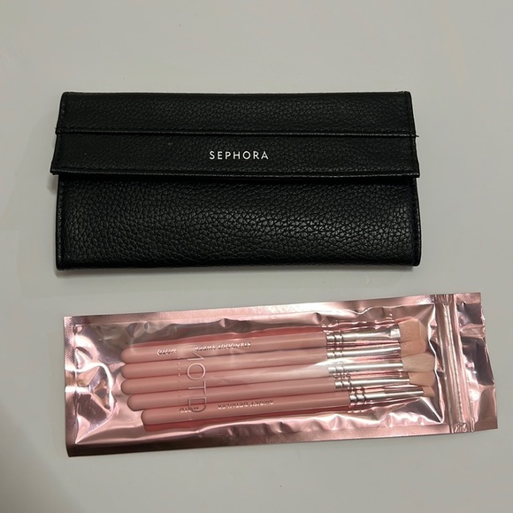 Sephora Makeup Brush Holder with 5 pc Brush Set - Picture 1 of 4